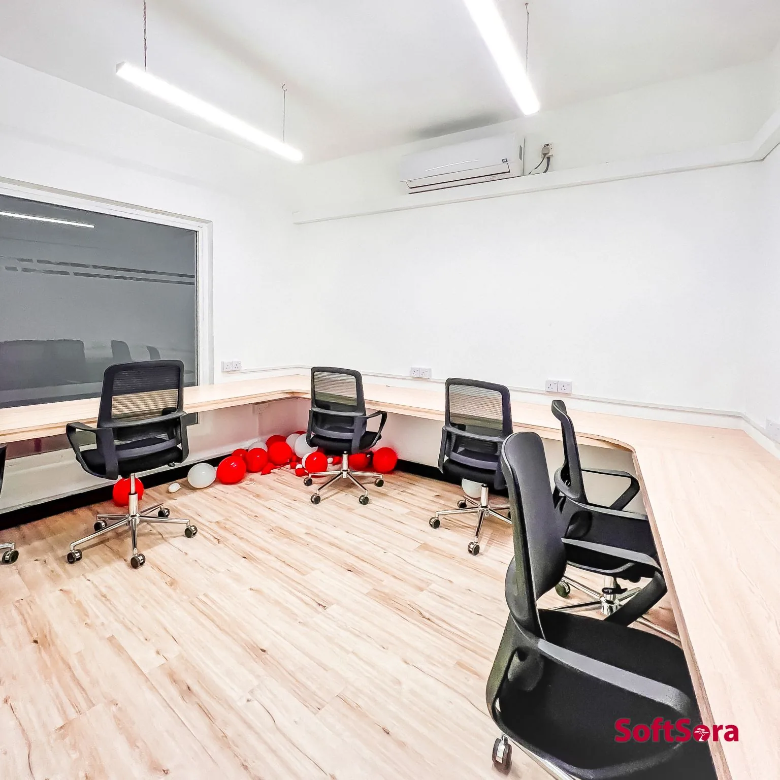 SOFTSORA HQ, OPENING DAY · 11