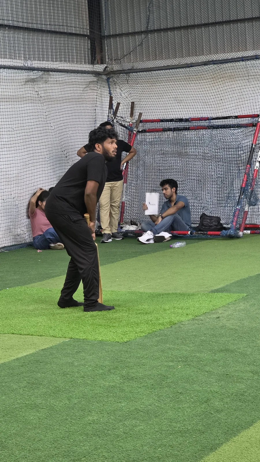 Indoor-cricket-02